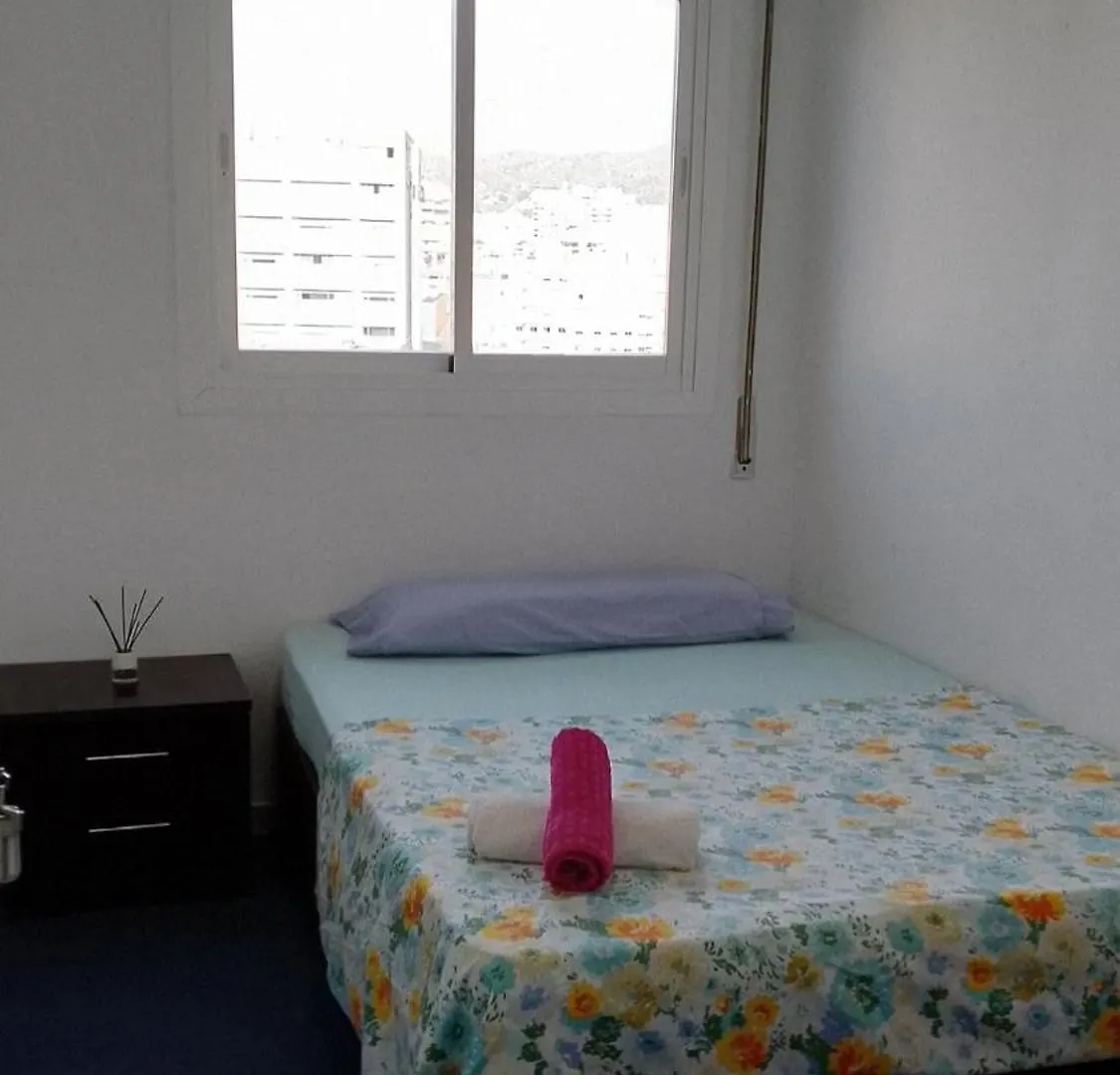 Habitacion Privada Centro Malaga Cerca Tren Maria Zambrano Y Playa Muy Buena Conexion Wifi 0*,