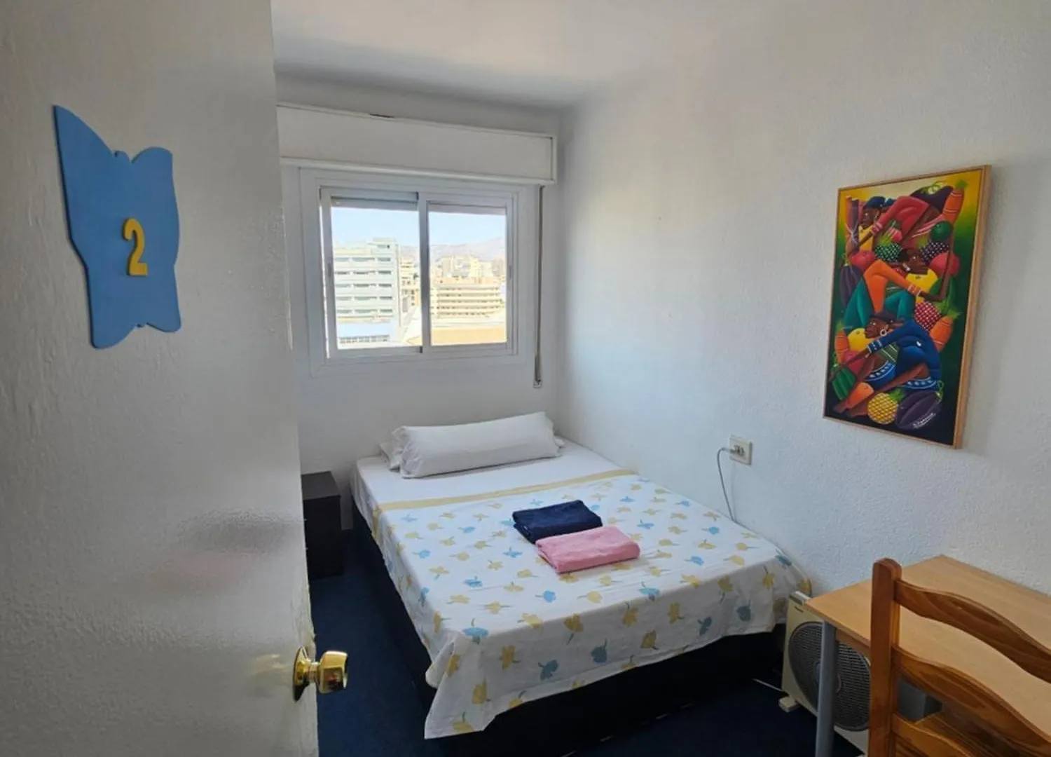 Habitacion Privada Centro Malaga Cerca Tren Maria Zambrano Y Playa Muy Buena Conexion Wifi 0*,