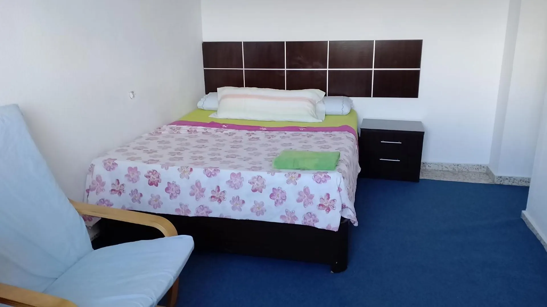 Habitacion Privada Centro Malaga Cerca Tren Maria Zambrano Y Playa Muy Buena Conexion Wifi
