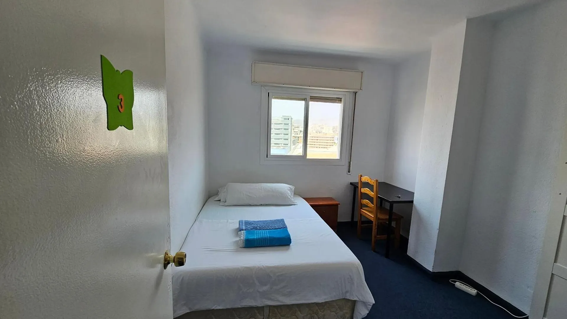 Habitacion Privada Centro Malaga Cerca Tren Maria Zambrano Y Playa Muy Buena Conexion Wifi Spain